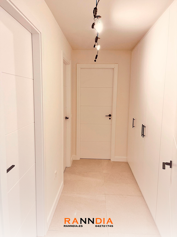 Puerta de interior modelo 3 en Armarios Torremolinos